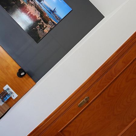 Hostal La Estacion Benajarafe Kültér fotó
