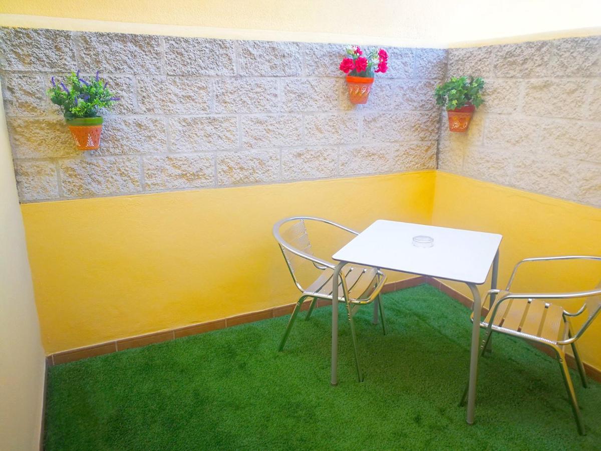 Hostal La Estacion Benajarafe Kültér fotó