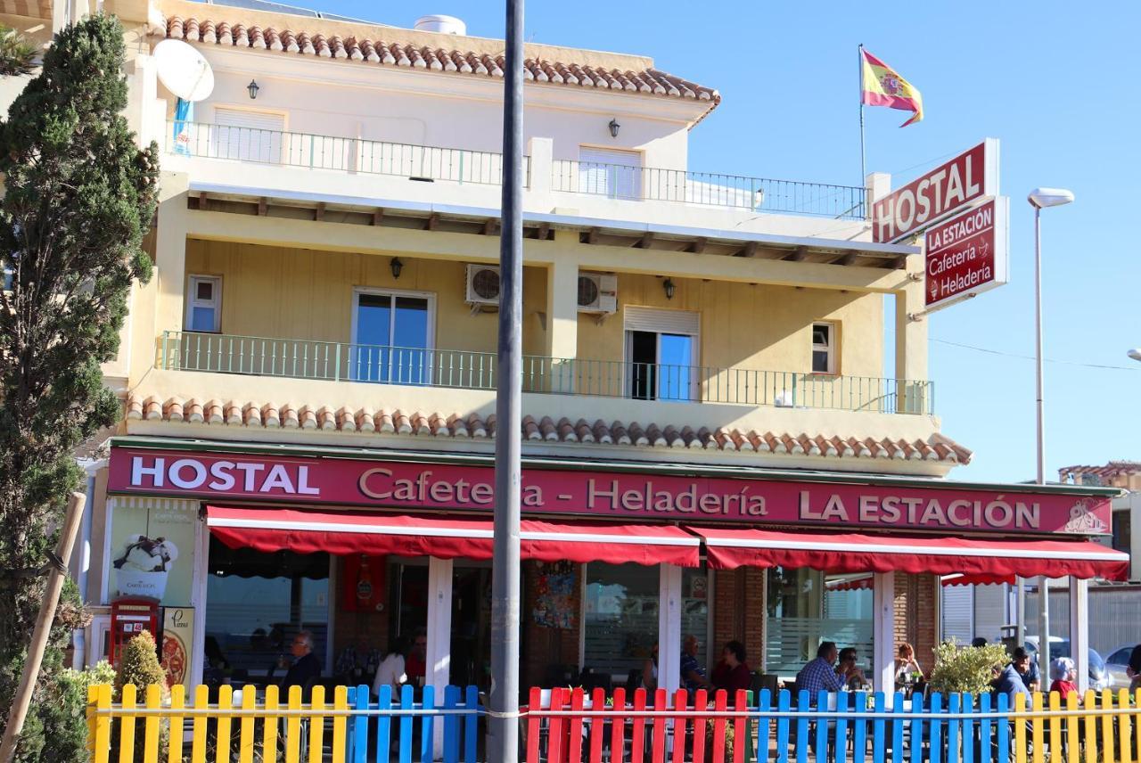 Hostal La Estacion Benajarafe Kültér fotó