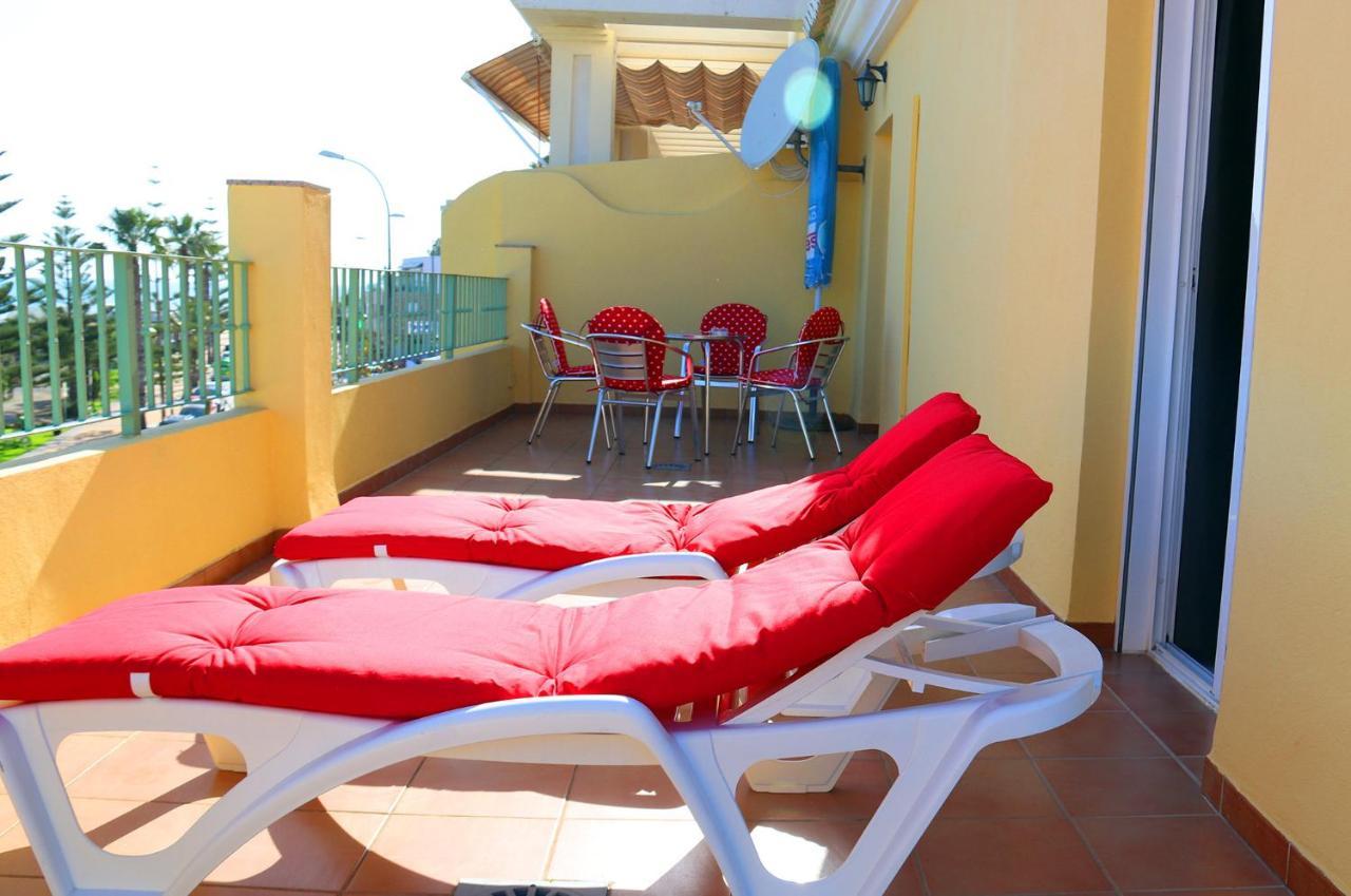 Hostal La Estacion Benajarafe Kültér fotó